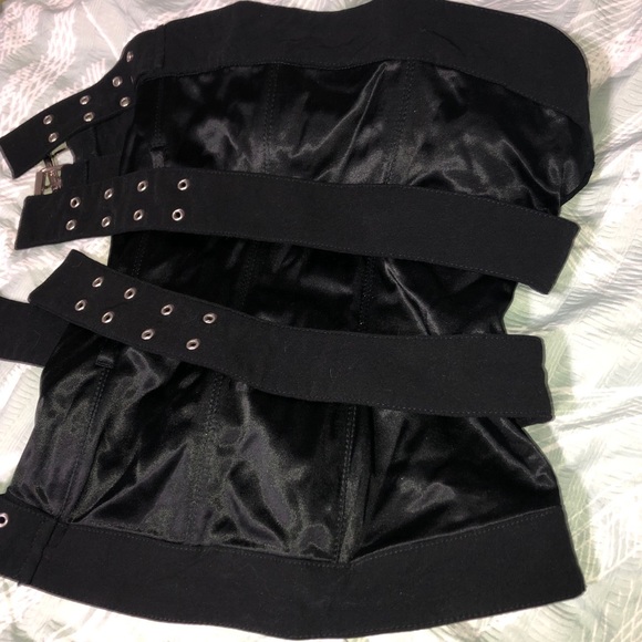 Black Buckle/Lace Detailed Tube Top - Picture 2 of 5